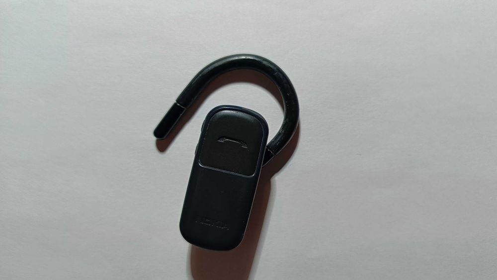 Bluetooth-гарнитура Nokia BH-104