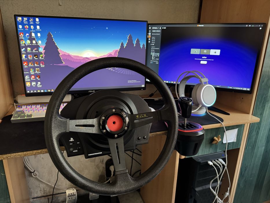 Волан Thrustmaster T300rs Ferrari Alcantara
