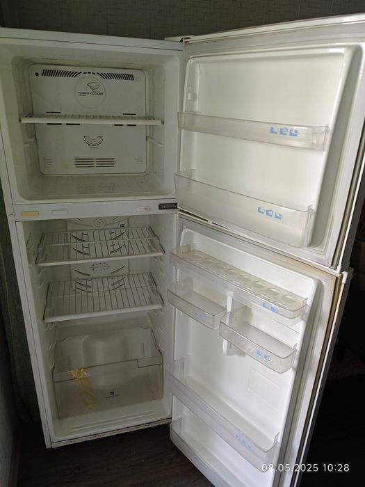 Холодильник Samsung