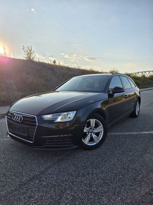 Audi A4/Navi/Automata/Piele//Bi-Xenon