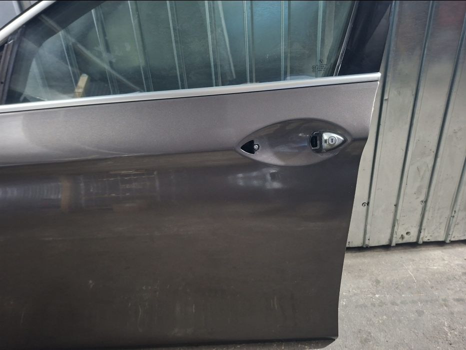 Ușă stânga față BMW seria 5 F10