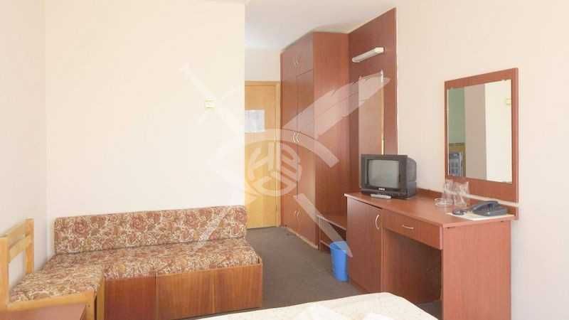 Продава се Хотел в к.к. Слънчев бряг - 5970 кв.м за 754 €/кв.м - Снимка #11