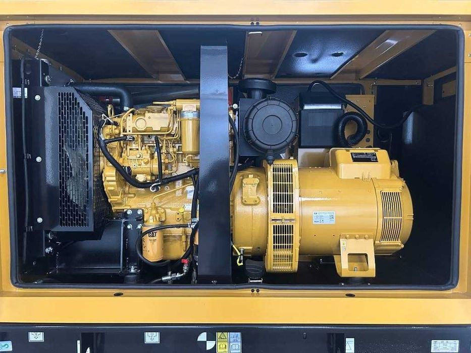 Generator industrial Caterpillar 110 kva 88 kw nou, pentru uz intens, STOC