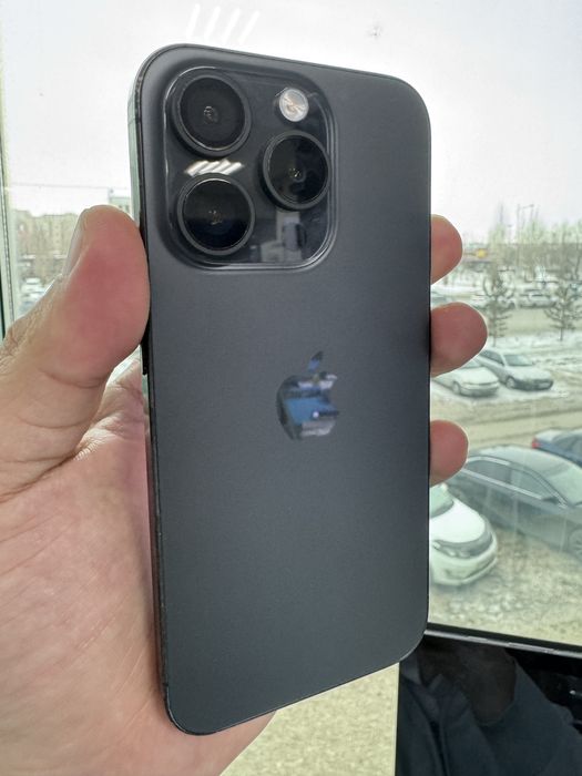 Продам Iphone 15 pro/128 Black