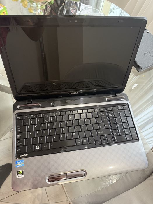 Toshiba satellite l755