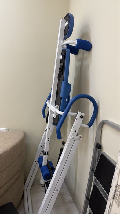 Тренажер Инверсионный стол