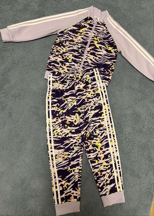 Trening adidas marimea 104