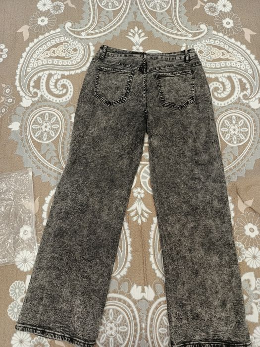 Продам джинсы новые !