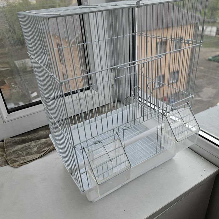 Продам клетку для попугая