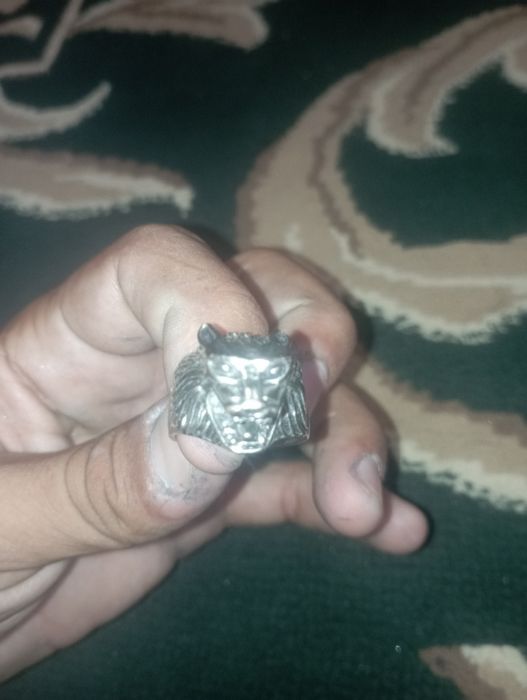 Uzur Wolf    Tozza Kumush