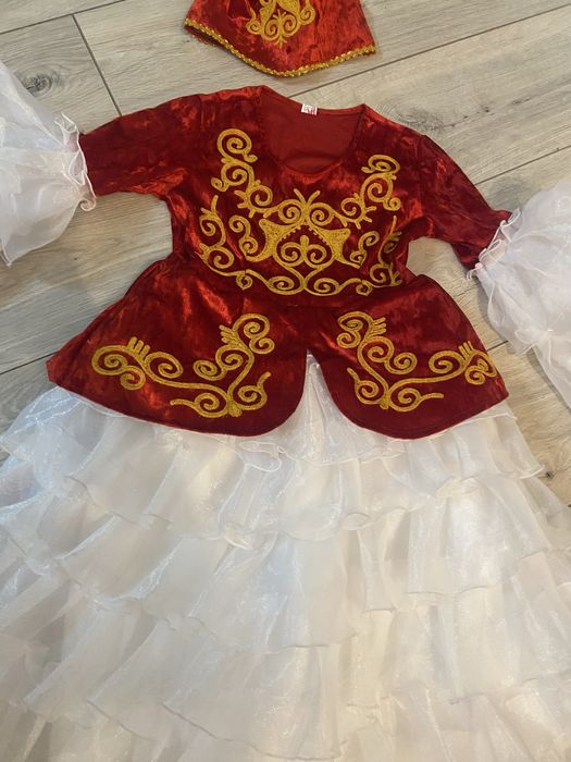 Продается платье в национальном стиле