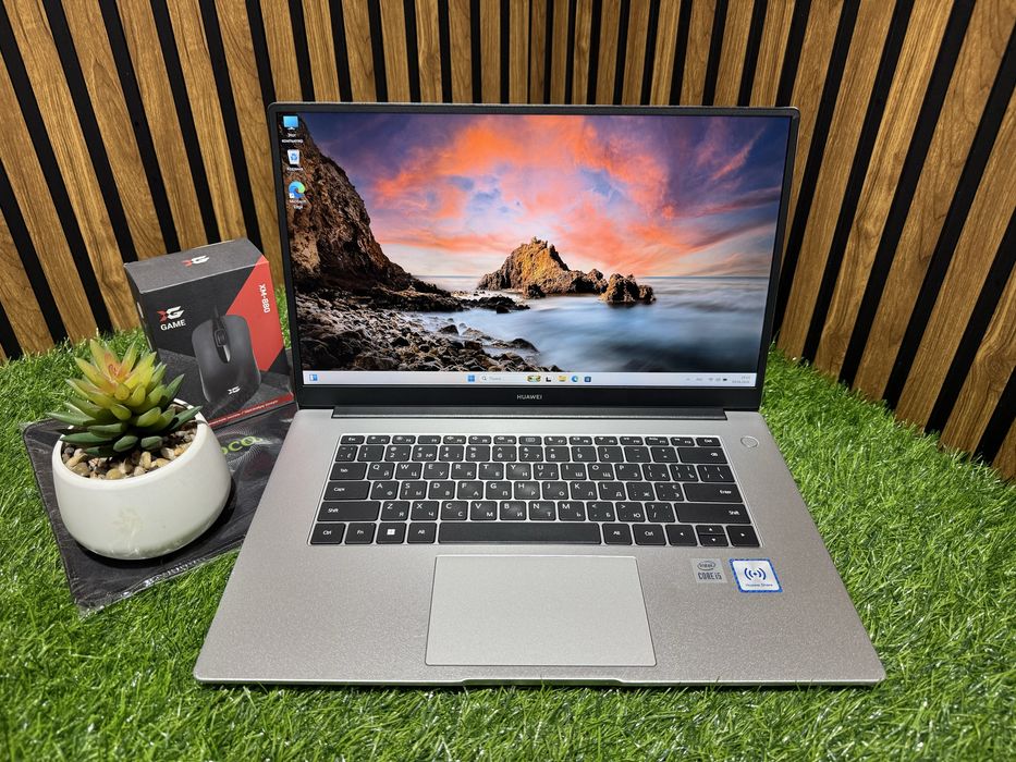 Ноутбук Huawei MateBook D15 Core i5-10210U/8GB/SSD512GB/UHD Graphics