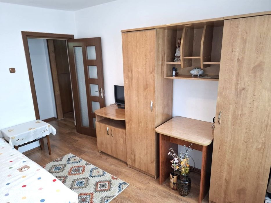 Comision cumparator 0! Apartament 3 camere , mobilat și utilat |