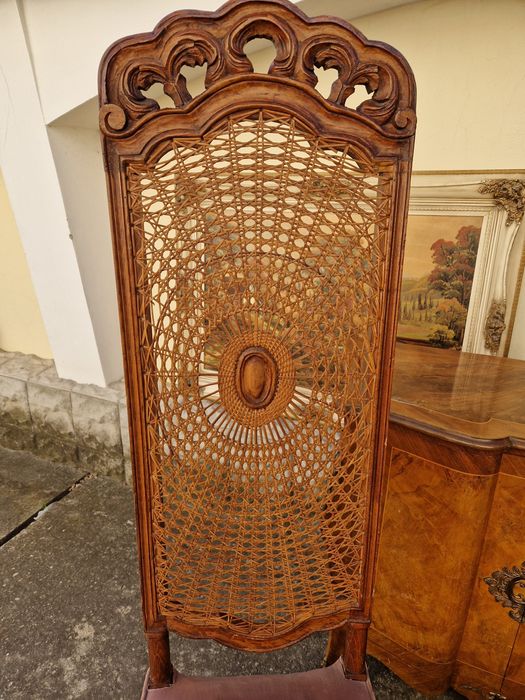 Чифт страхотни антикварни трапезни столове Чипъндейл