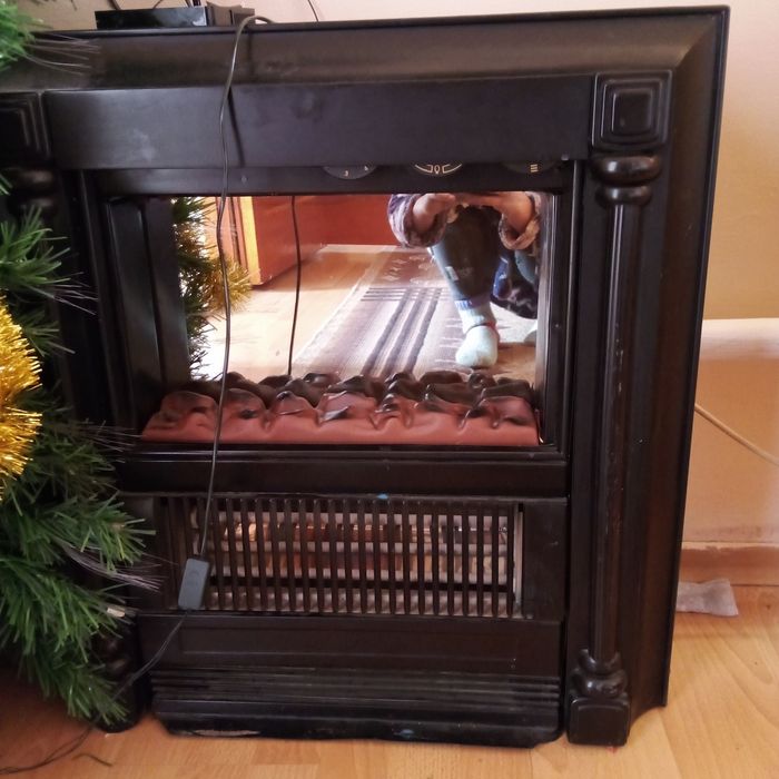 Продам обогреватель камин