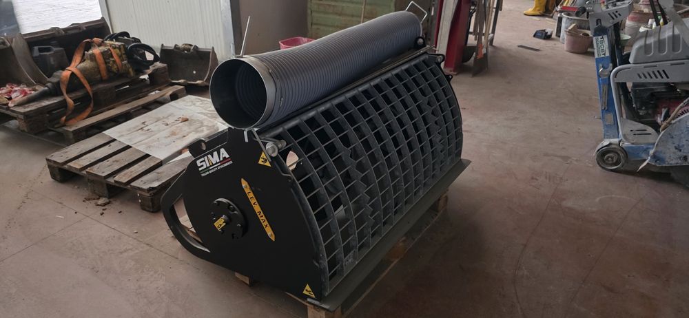 Lamă Zăpadă miniincarcator Bobcat de 2.2m cu  Malaxor ciment