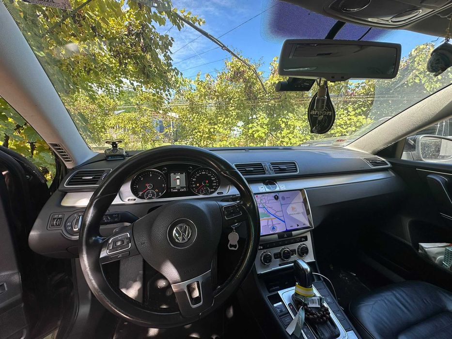 VW Passat 2012 2.0tdi 140cp DSG