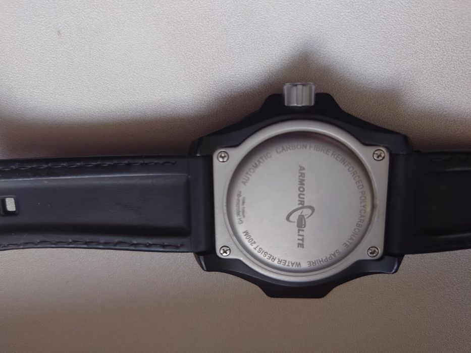 Vand ceas Armour Lite