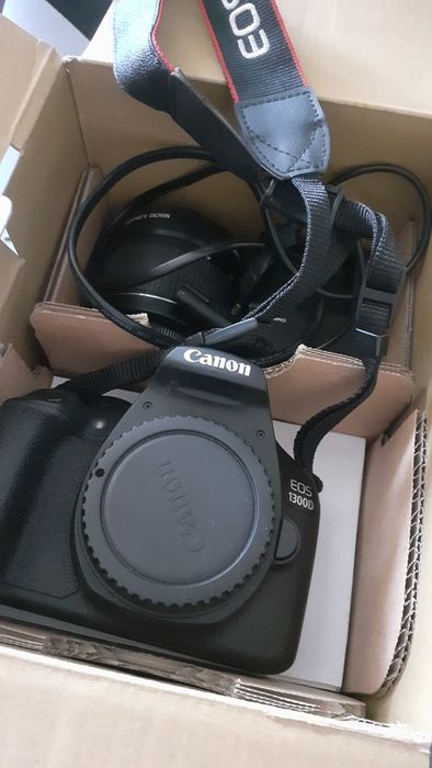 Фотоаппарат Canon EOS 1300D