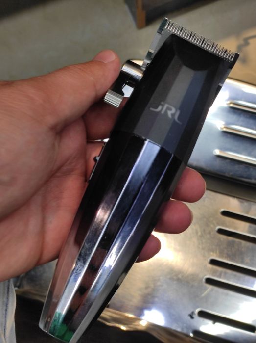 Jrl mashinka babyliss trimer