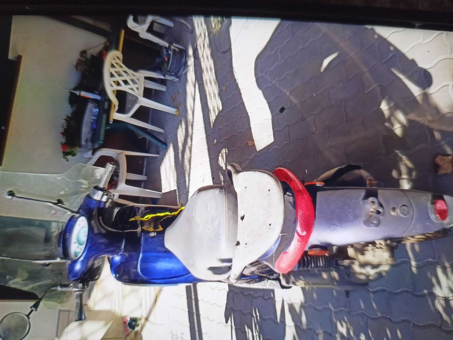 Vând scooter APRILIA Euro 2 din 2002