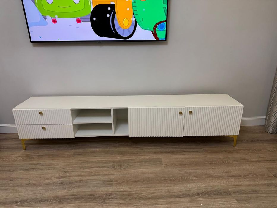 Тумба под телевизор