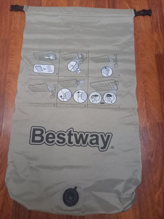 Матрас надувной. Состояние идеальное. Торг.