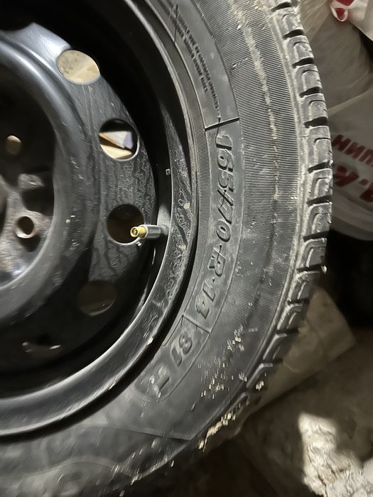 Продам шины с диском