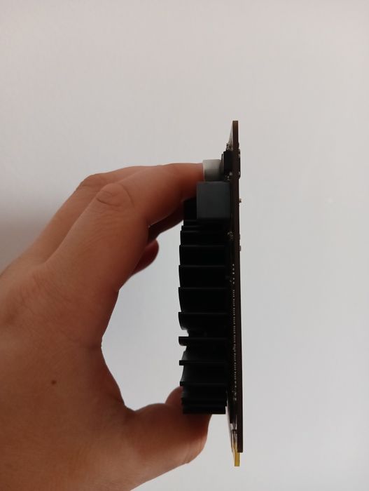 Видеокарта  NVIDIA GeForce GT 630 2GB DDR3.