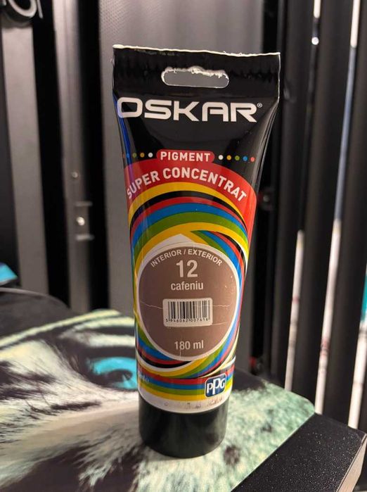 Pigment Oskar Cafeniu 12, 180 ml (pret magazin 66 lei)
