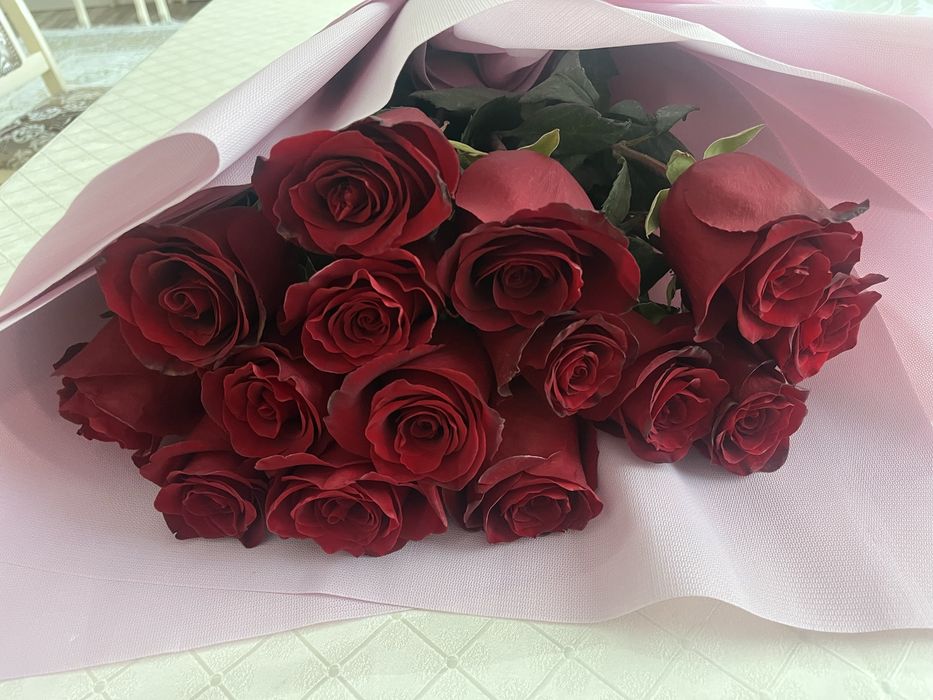 Метровая свежая роза 15 штук