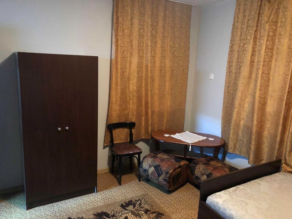 Дава се под наем Двустаен апартамент в Бургас, Меден рудник - зона А - 70 кв.м за 127.5 € - Снимка #4