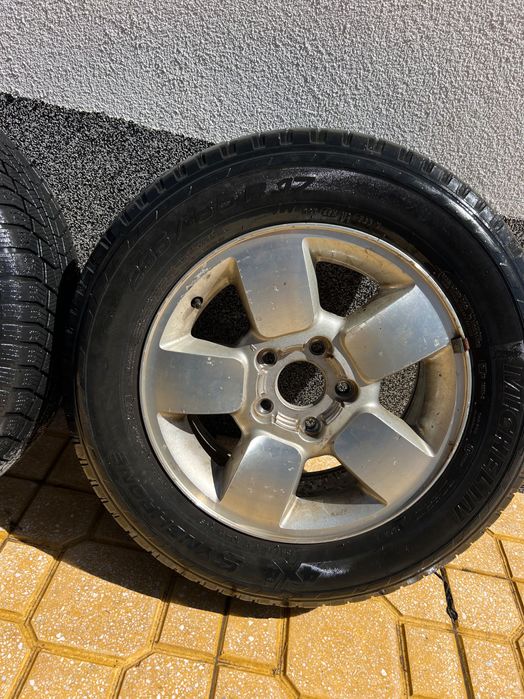 Джанти с гуми за джип Гранд Чероки