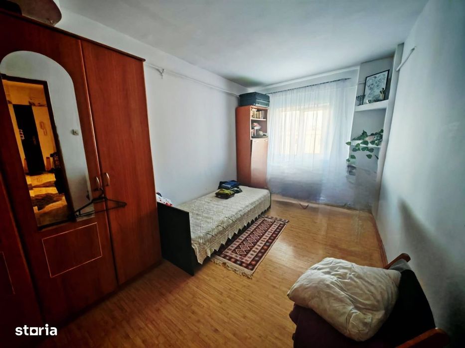 Decomandat, 4 camere, zona Brazda, 76.6 mp