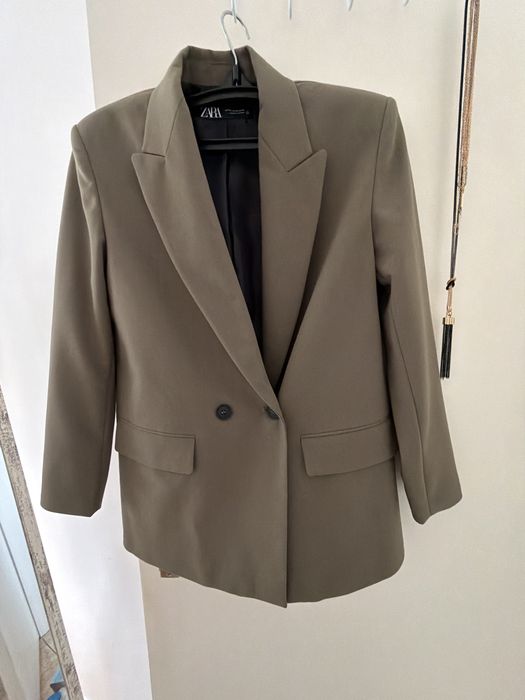 Zara Ново Сако Хаки