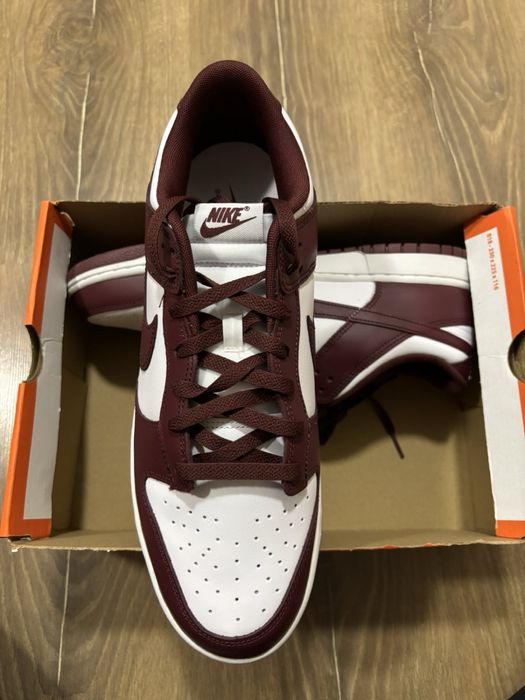 Обувки Nike Dunk Low "Team Red"