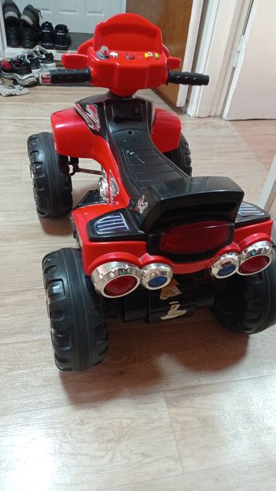 Квадроцикл детский