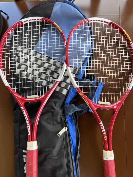 Vand rachete tenis