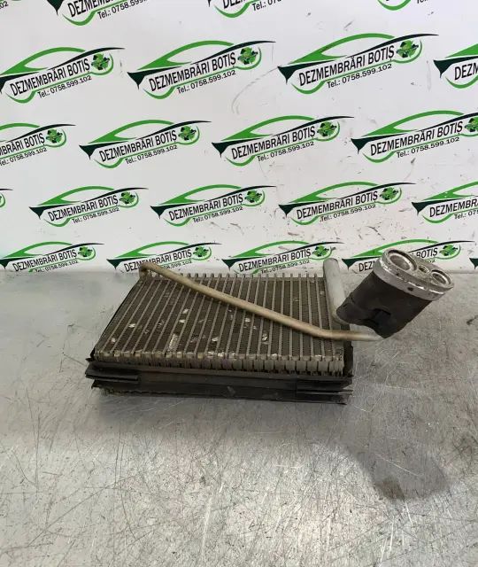 Vaporizator (radiator racire habitaclu) Volkswagen VW Golf 2000