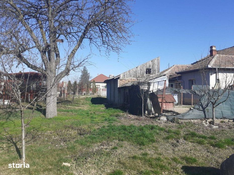 Teren cu suprafaţa de 1487 mp in Ronaţ! Negociabil.