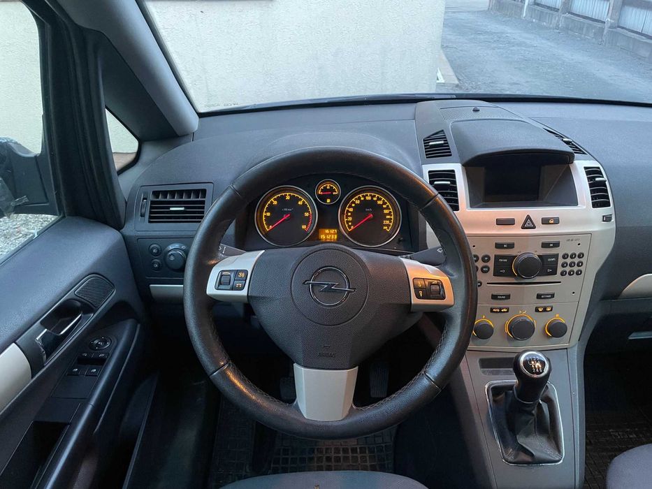 Opel Zafira 1.7 CDTI din 2008