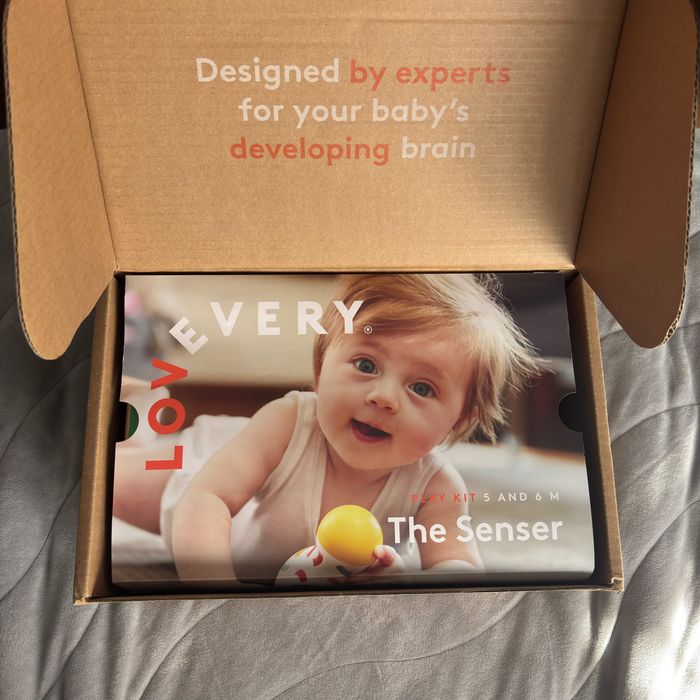 Lovevery The Senser 5-6 M / Кутия Lovevery 5-6 месеца
