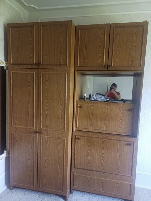 Шкаф продаётся срочно,  состояние отличное