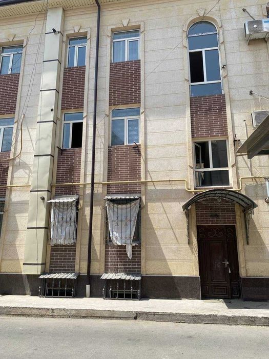 Продается Своя квартира в новостройке напротив машина базар Сергели