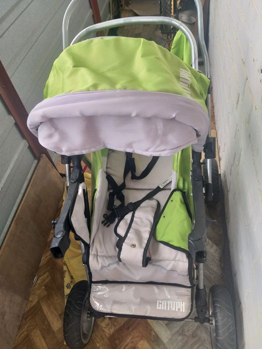 Продам коляску б/у