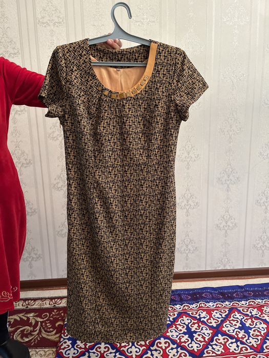 продам женское платье двойка