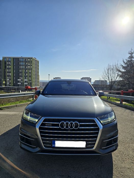 Audi Q7  3.0 TDI