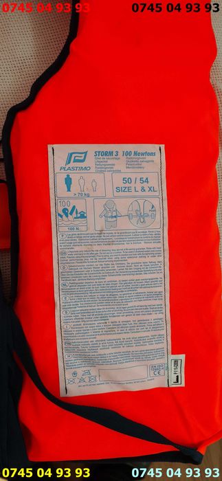 veste de salvare NOI pret pe ambele marimi diferite  50 54 L si XL si celalta 42 48 M