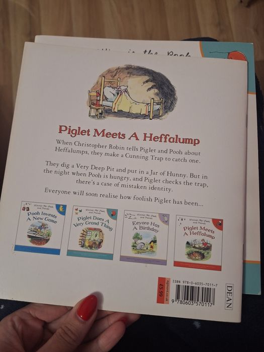 4 книги  Мечо Пух на английски език