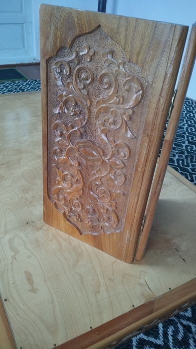 Qayragʻoch dan yasalgan narda, oʻymakorlik xontaxta